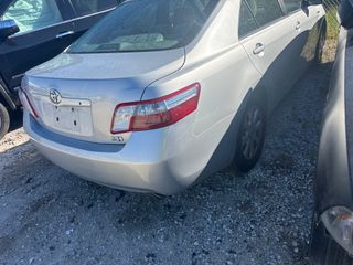 2007 Toyota Camry Hybrid - Exterior Rear Right Corner Image